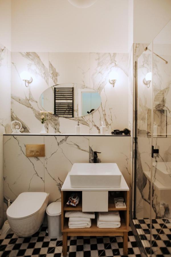 V.I.P Apartments Dominikanos ลวีฟ ภายนอก รูปภาพ