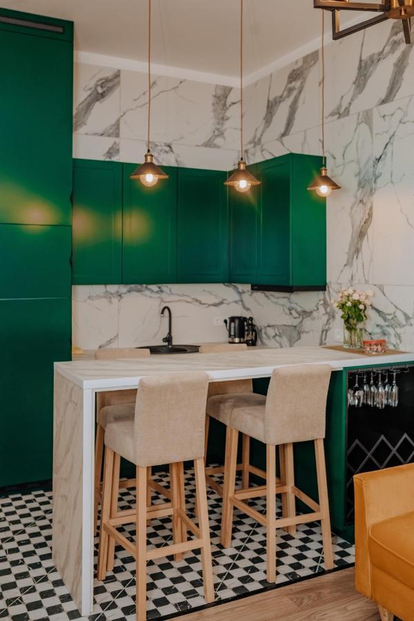 V.I.P Apartments Dominikanos ลวีฟ ภายนอก รูปภาพ